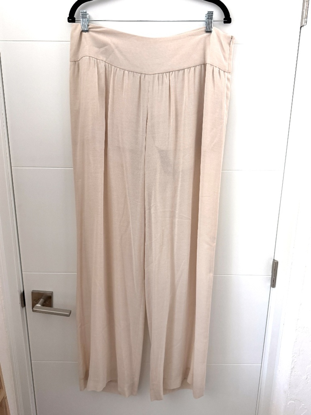 NWT Intermix Exclusive Beige Khaki High Rise Gathered Wide Leg Palazzo Pants L